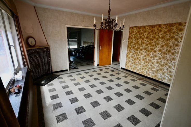 Te renoveren rustig gelegen open bebouwing met 3 slaapkam...
