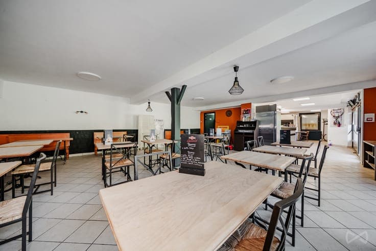 Investment property in Momignies