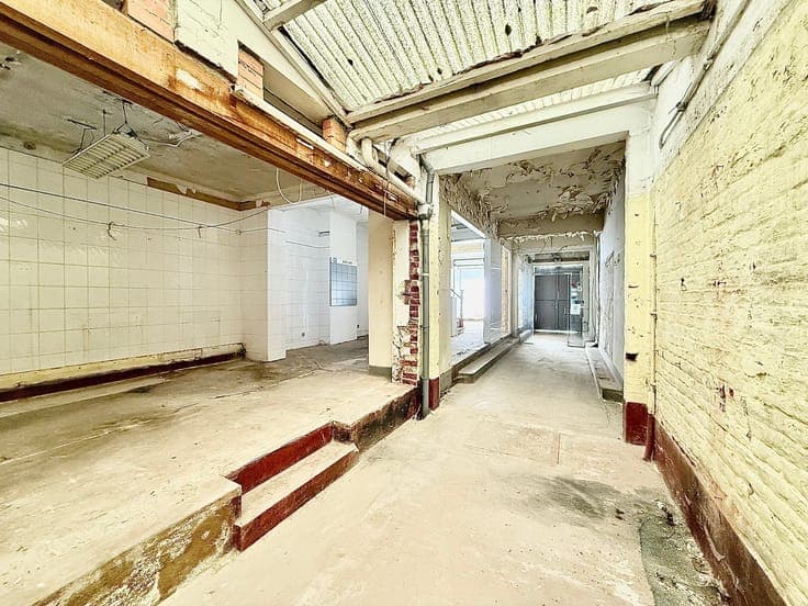 Immeuble mixte (commerce + logement) - Excellente situation!