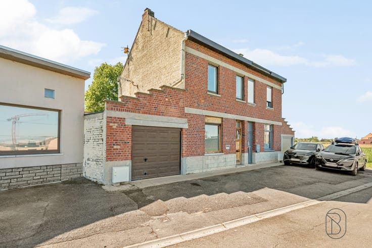 Landelijk gelegen woning met 4 slpk en tuin in Dottenijs