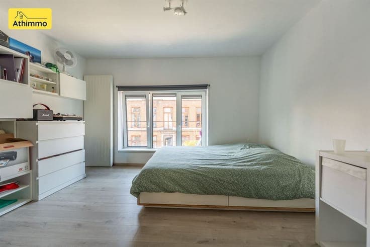 Idéal prof. libérale – Habitation rénovée avec 2 espaces pro