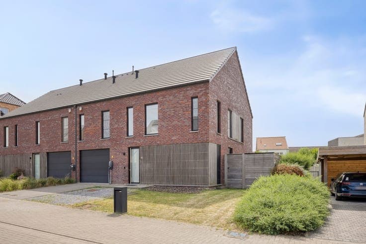 Magnificent newly built property from 2017