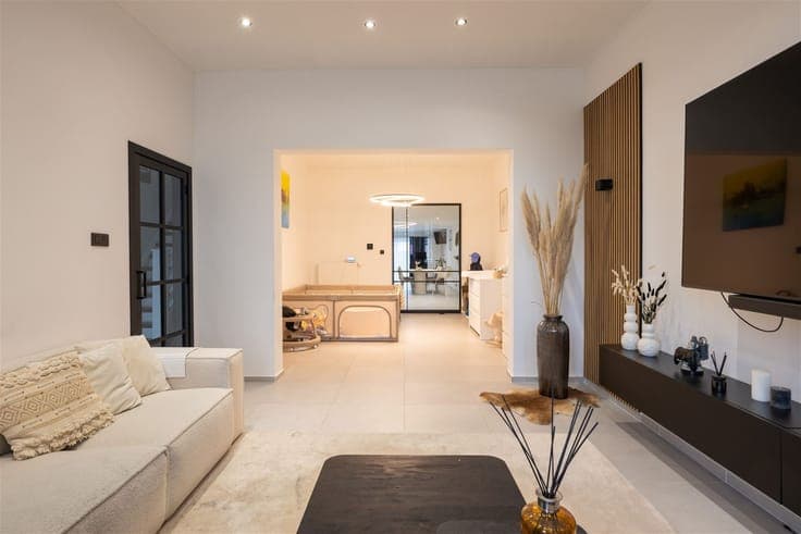Renovated house with 4 bedrooms and garden in Gentbrugge
