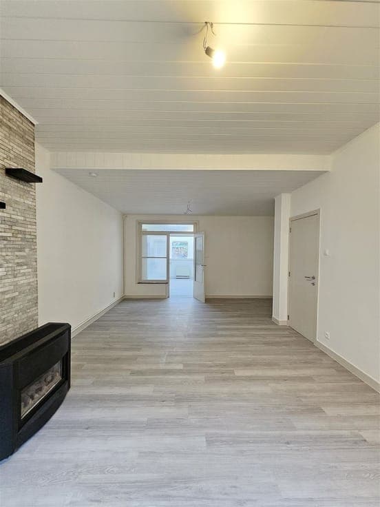 House with 3-4 bedrooms and garden