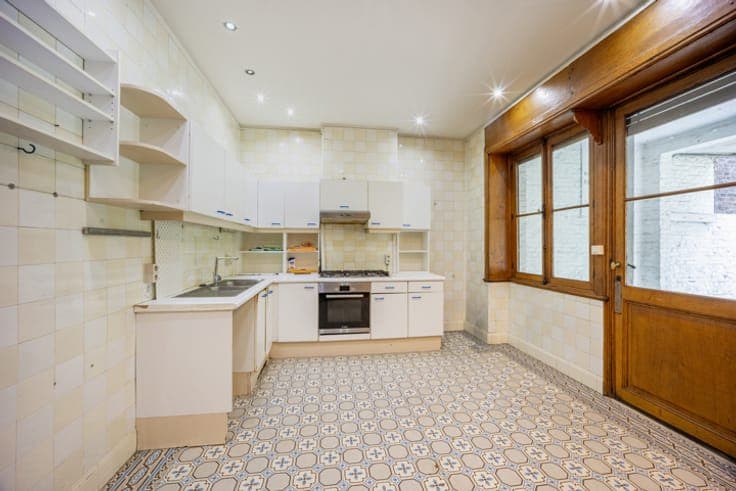 Magnificent mansion in the Vennes