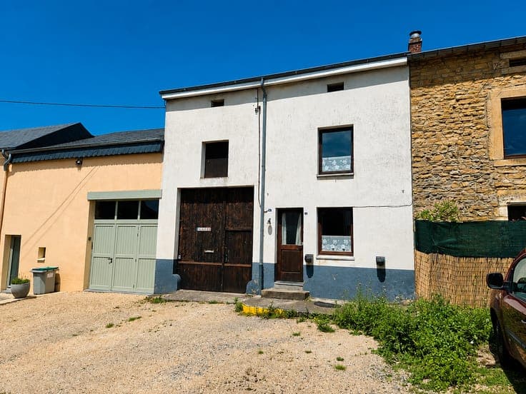 House in Florenville