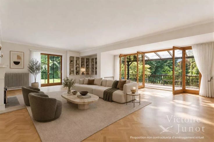Charming 6-bedroom villa in perfect condition