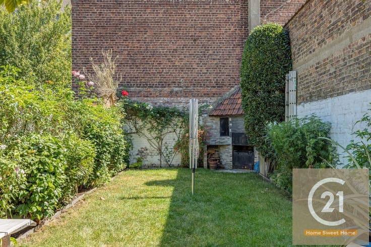 Move-in-ready home with a garage, 3 to 4 bedrooms, beautiful