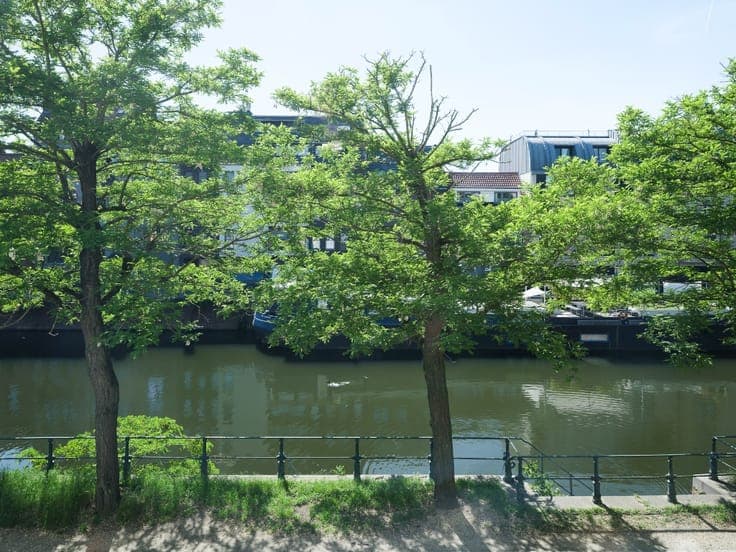 Klassevolle herenwoning met interieur van Peter Ivens & B...