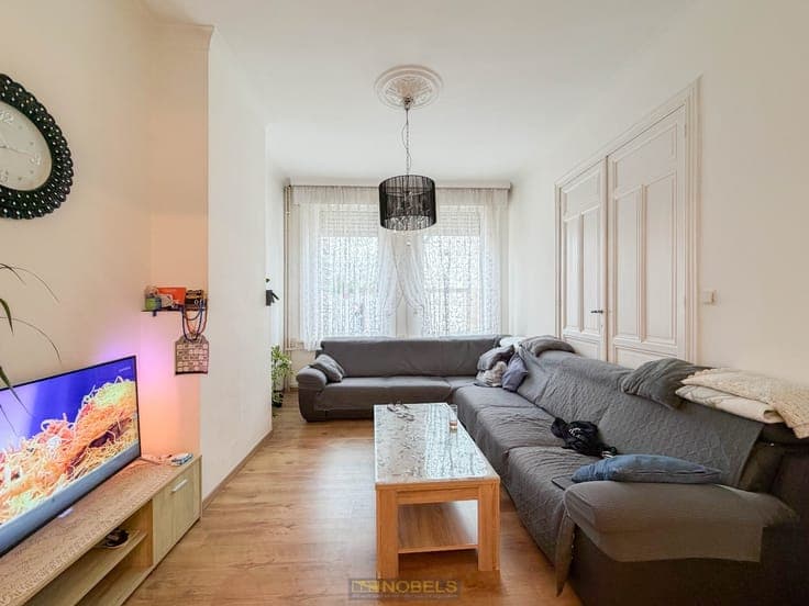 Te koop, Centraal gelegen gezinswoning met 4 slaapkamers ...