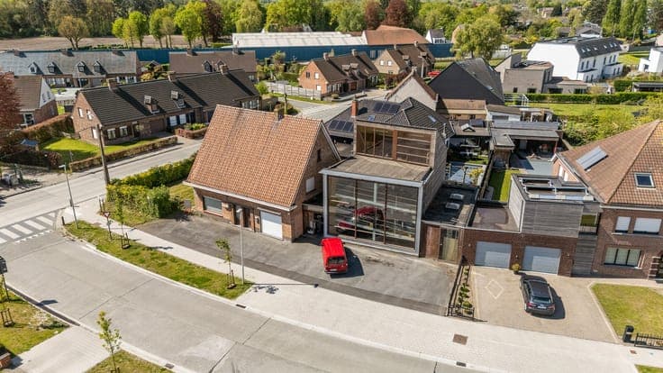 Gezinswoning met handelspand