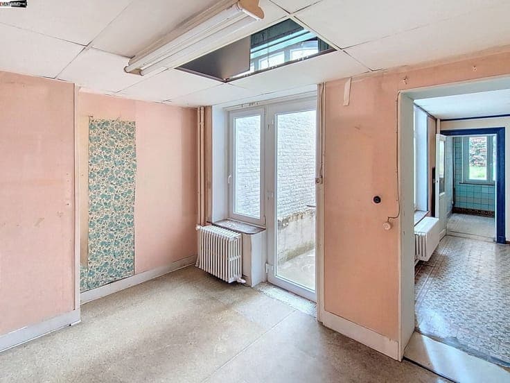 Grande Maison Unifamiliale avec un grand jardin