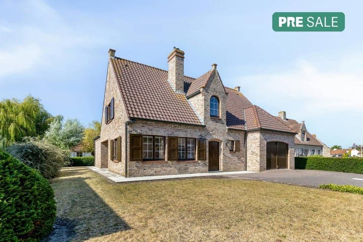 Spacious detached house for sale in Dudzele
