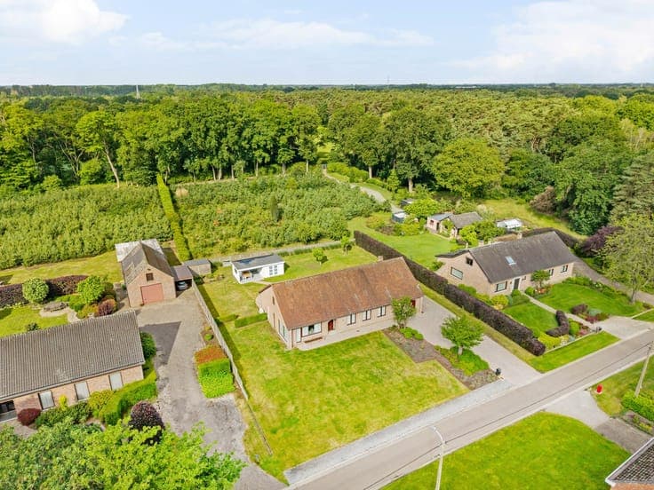 Quietly located house on a plot of 1,570 m² in Balen