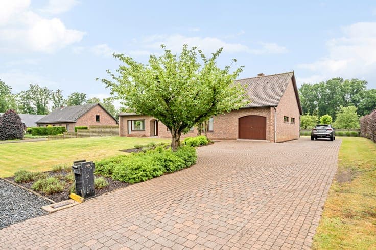 Quietly located house on a plot of 1,570 m² in Balen