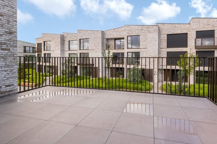 Modern new house with large terraces and an underground doub
