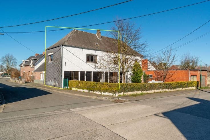 Ensemble de deux maisons d'habitations comprenant 4 chambres