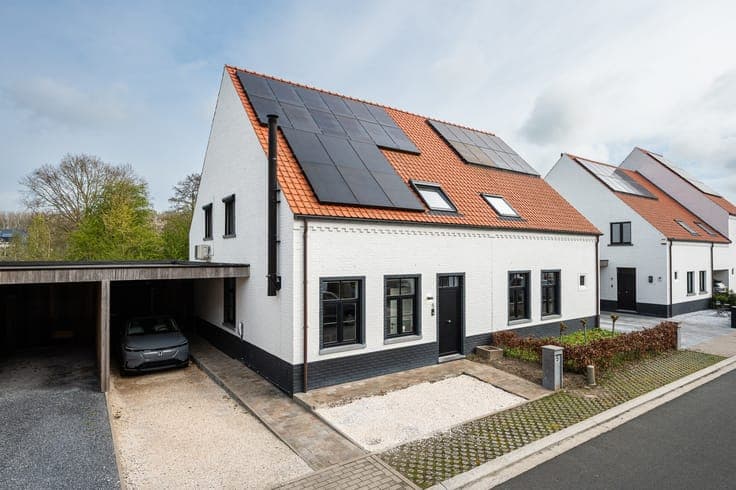 Ultra moderne en energiezuinige woning te koop in rustige...