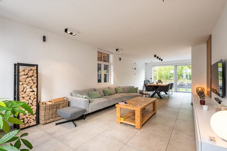 Ultra moderne en energiezuinige woning te koop in rustige...