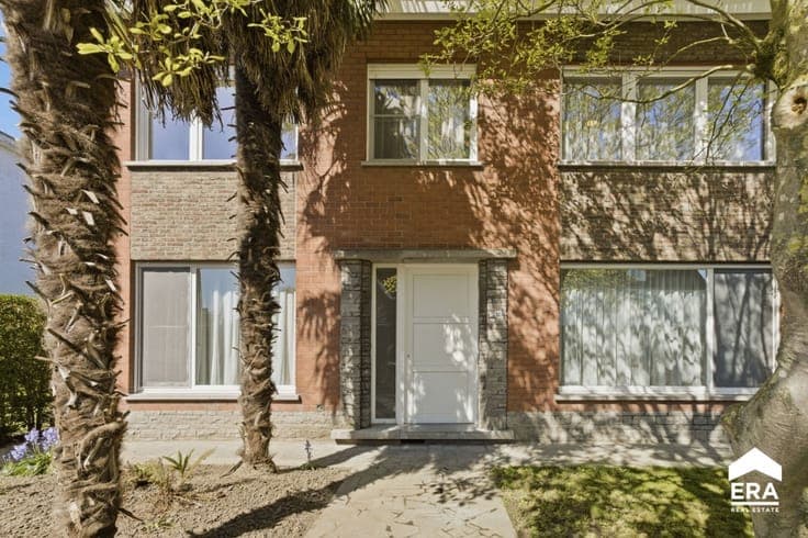 Spacious detached home in quiet Roeselare area
