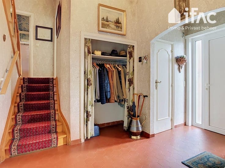 3-bedroom house with lovely garden in quiet street