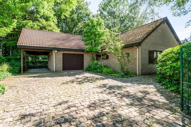 House in Brecht
