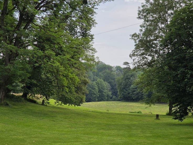 Ciney area, castel set in 10 hectares