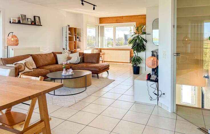 Ruime koppelwoning met waanzinnig zicht over spaarbekken ...