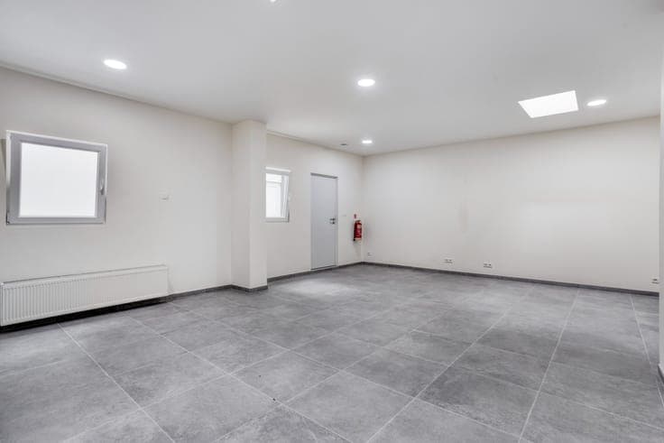 Vergund en verhuurd opbrengstgebouw