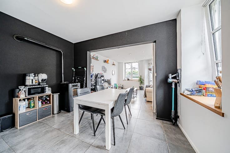 Two-flat investment property with rental income in Saint-Hub