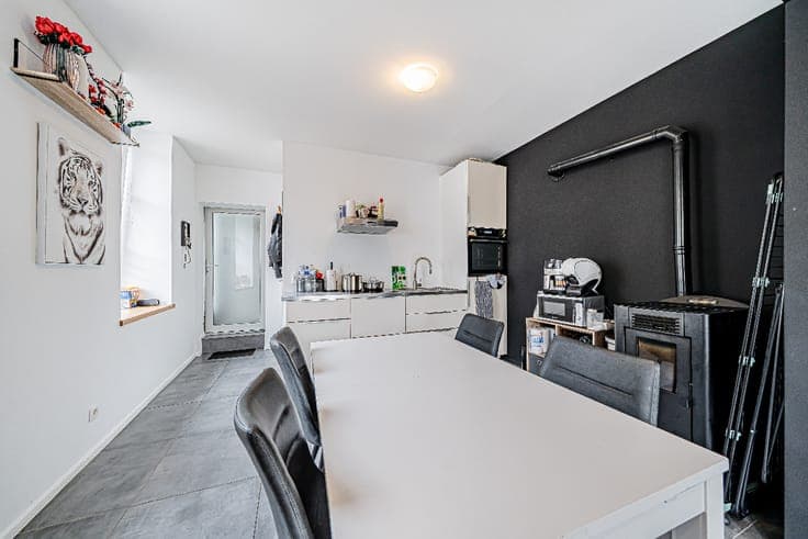 Two-flat investment property with rental income in Saint-Hub