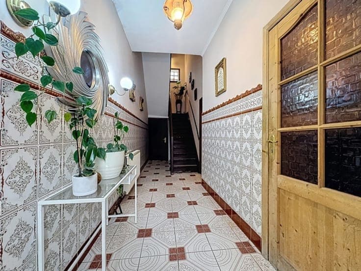 House with high potential for sale