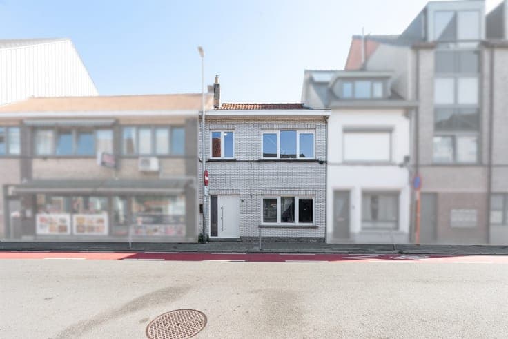 For sale: terraced house in Sint-Niklaas