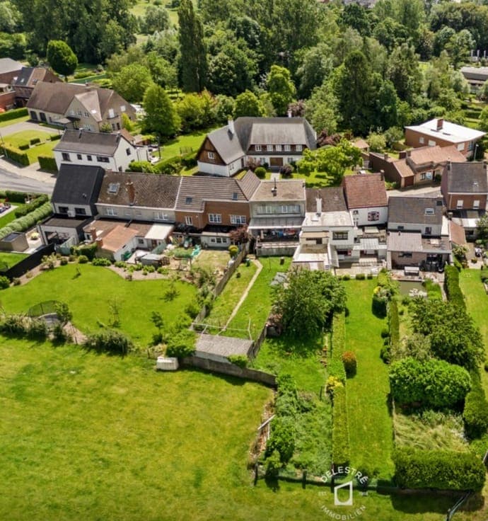 Wildendries 7 & 9 – TWEE eigendommen boordevol ruimte, po...
