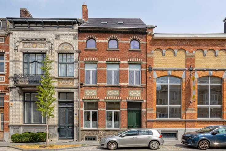 Unique & characterful mansion in a prime location in Vilvoor