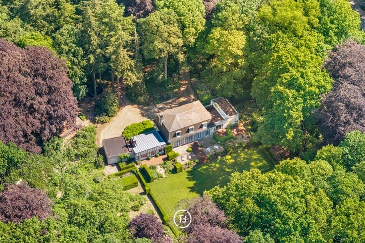 Hidden villa estate in nature