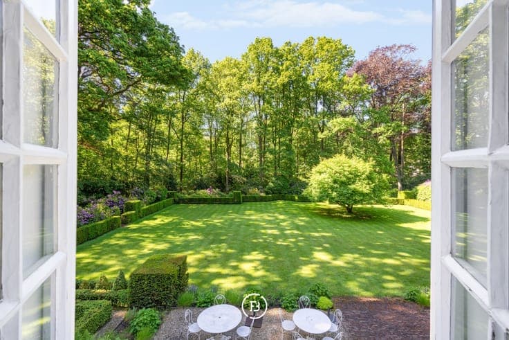 Hidden villa estate in nature