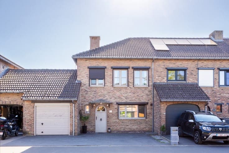 Verrassend ruime woning met zwembad!