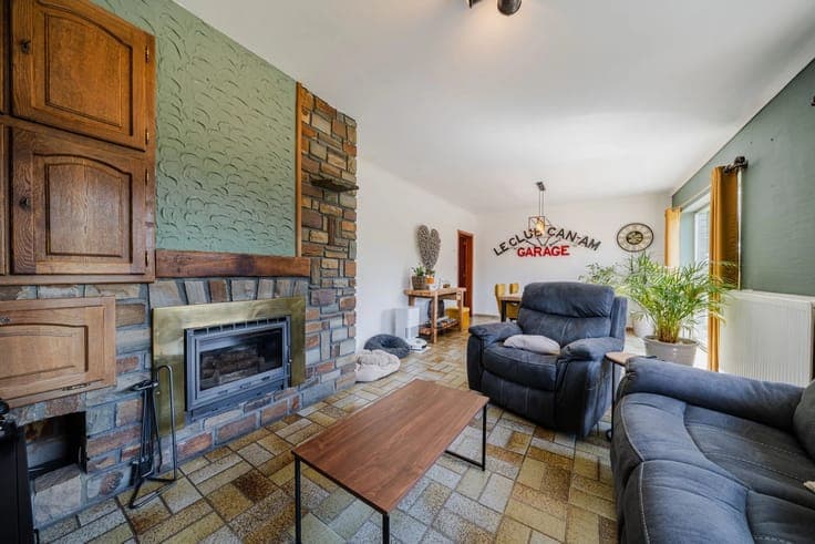 Sale - House Florennes - 329,000 €