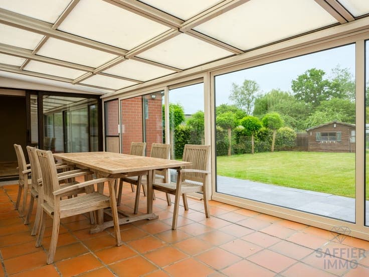 Landelijk gelegen woning met 3 slaapkamers, veranda en pr...