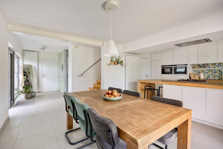 Move-in ready home with garden and garage in Hasselt