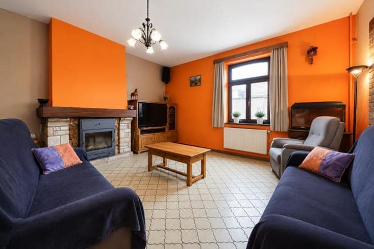 4-bedroom house with 3-car garage and garden space