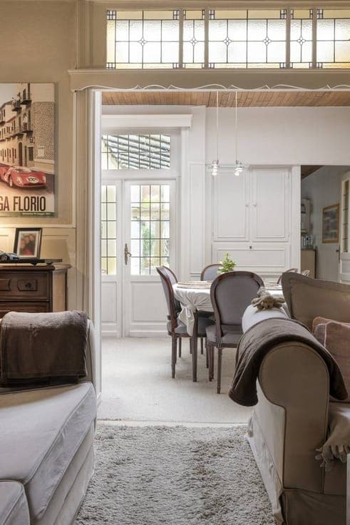 Characterful townhouse with authentic elements and charming