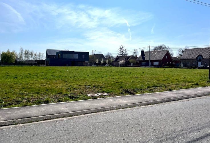 Terrains et maison à Hellebecq