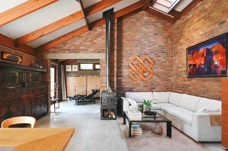Hoog-Linden: architectural 70s villa on a generous plot