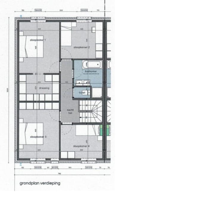 ruime nieuwbouwwoning half-open verband met 4 slaapkamers...