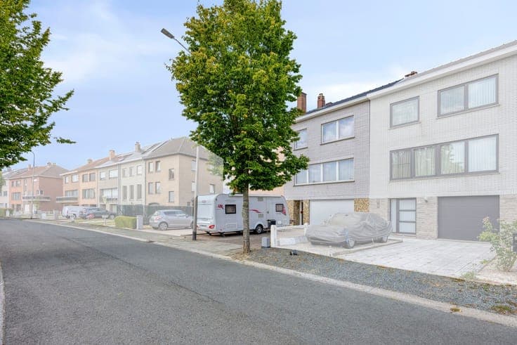 Family home to renovate with 3 bedrooms in Liedekerke