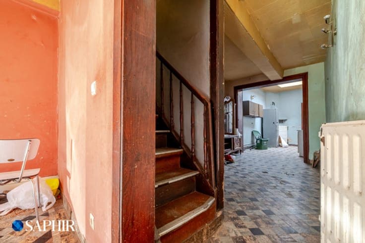 Huy : maison à rénover avec potentiel de rendement
