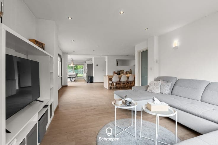 Instapklare én energiezuinige gezinswoning (216 m²) met 3...