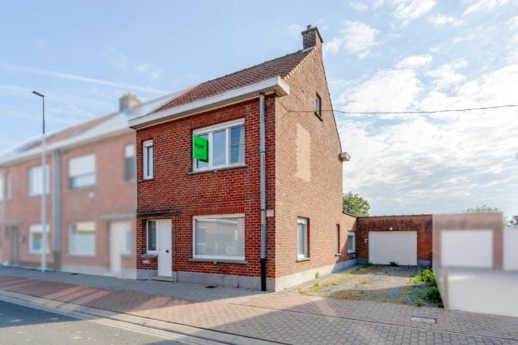 Halfopen bebouwing te koop
